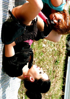 Pissing In Action Adel Sunshine Bella Baby Valentina Ross Nella Elmer Wonderful Lesbian Hd Vids jpg 9