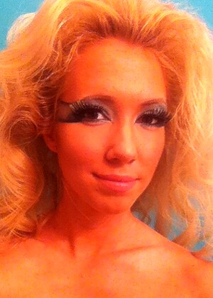 Pornstar Platinum Nicki Blue Hottest Face Pegging jpg 13