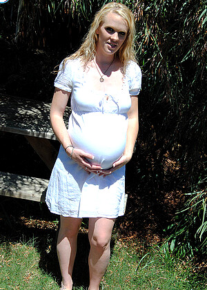 Pregnant Kristi Hydii May Creep Pussy Beeg jpg 3