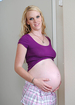 Pregnant Kristi Hydii May Hellsfuckpics Upskirt Cherrypimps jpg 2