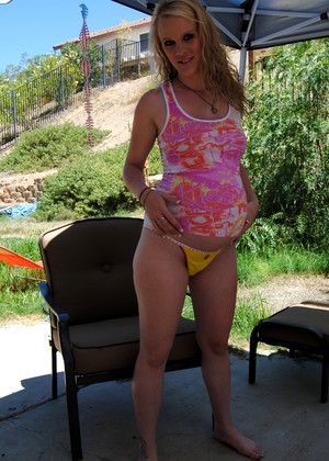Pregnant Kristi Hydii May Xxxmilfimages Amateur Undermask jpg 9