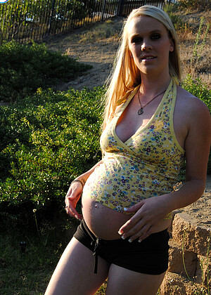 Pregnant Kristi Kristi Fidelity Outdoor Jae jpg 12