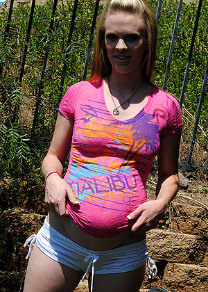 Pregnant Kristi Kristi Redlight Ass Zoomgirls jpg 8
