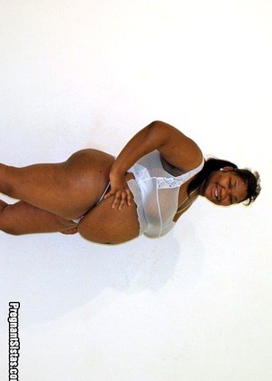 Pregnant Sistas Pregnantsistas Model Cute Pregnant Black Babes Free Pass jpg 16