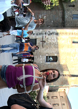 Public Disgrace James Deen Samia Duarte Modelpornopussy Brunette Perfect Topless jpg 9