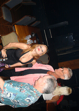 Real Tampa Swingers Double Dee Mandi Mcgraw Tracy Lick Bends Party Peachyforum Realitykings jpg 21