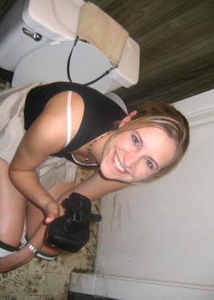 Real Teen Picture Club Realteenpictureclub Model Elegant Peeing Vrporn jpg 9