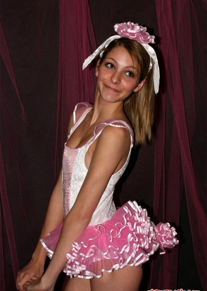 popular tag pichunter b Ballerina Girls pornpics (3)