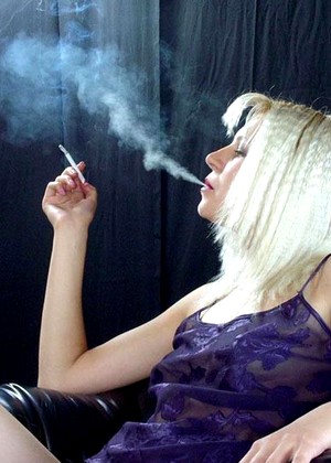 Smoking Divas Smokingdivas Model Cute Cigars Vip Token jpg 11