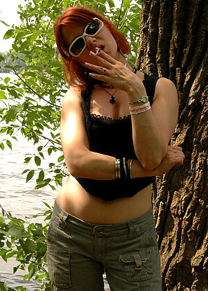 Smoking Mina Mina Xxnx Outdoor Thenude jpg 14