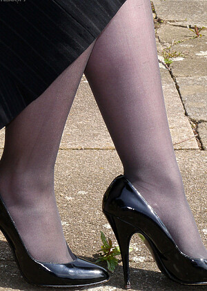 Stiletto Girl Jenny Try Ass Younglibertines jpg 2