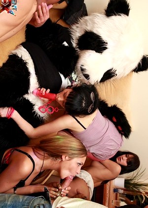 Student Sex Parties Studentsexparties Model Totally Free Drunk Student Mobile Mobi jpg 6