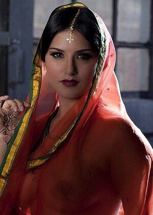 Sunny Leone jpg 13