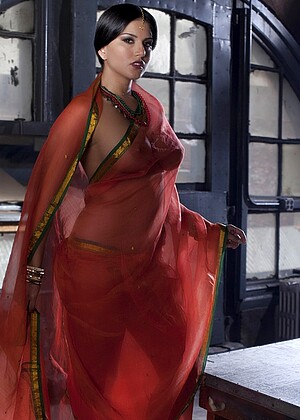 Sunny Leone Sunny Leone Vedios Indian Hdvideos Download jpg 1
