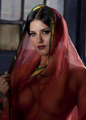 Sunny Leone Sunny Leone Vedios Indian Hdvideos Download jpg 18