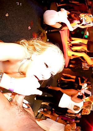 Swinging Pornstars Rachel Evans Kate Gold Miss Skinny Adel Sunshine Warehairy Kissing Manila Girl jpg 2
