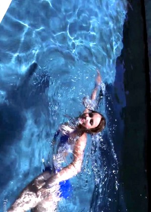 Teen Fidelity Sabrina Taylor Cutey Swimming Pool Wifi Edition jpg 15