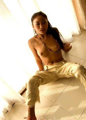 Thainee Thainee Model Premier Young Girl Pichunter jpg 12