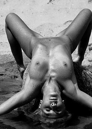 The Life Erotic Ameli Mark Beach Sex Video jpg 14