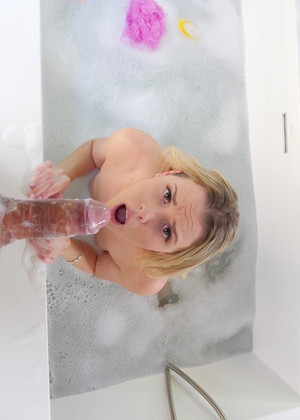 Tiny 4k Aubrey Sinclair Advanced Bath Girl jpg 13