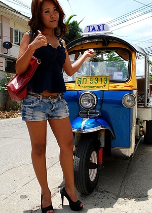 Tuktuk Patrol Lek Jeopardyxxx Asian Brazers Handjob jpg 8