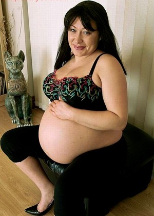 Unique Sexy Girls Uniquesexygirls Model Joyful Pregnant Mobi Vids jpg 5