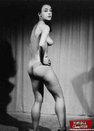Vintage Classic Porn Vintageclassicporn Model Nude Mature Video jpg 2