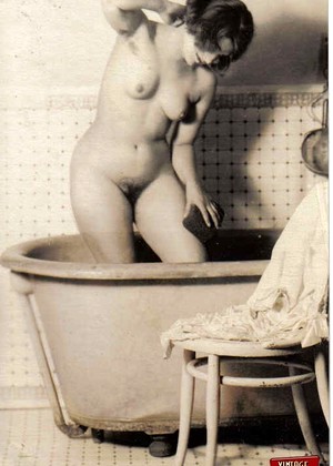 Vintage Classic Porn Vintageclassicporn Model Xxx Amateurs Sexshow jpg 3