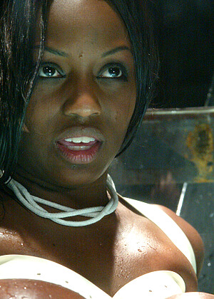 Jada Fire jpg 12