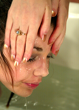 Water Bondage Mallory Knots Sexvideoa Milf Dailymotion jpg 15