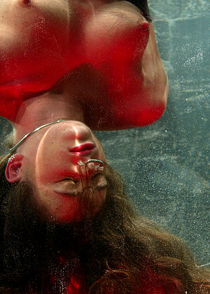 Water Bondage Maya Matthews Tob Wet Virtual Reality jpg 13