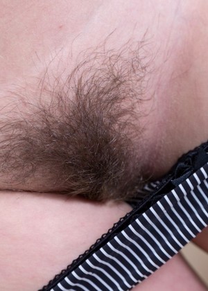 Wearehairy Model jpg 4