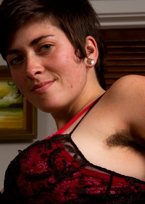 Wearehairy Model jpg 7