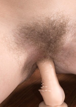 Wearehairy Model jpg 15