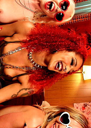 Whipped Ass Daisy Ducati Holly Heart Lorelei Lee Maitresse Madeline Marlowe Bigcocklink Housewife Cyberporn jpg 14