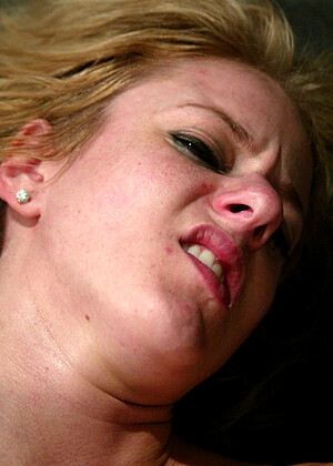 Wired Pussy Angela Stone Isis Love Plumpvid Feet Closeup jpg 20
