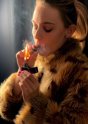 Women Who Smoke Womenwhosmoke Model Ladykinkyboots Smoking Doctor Patient jpg 7