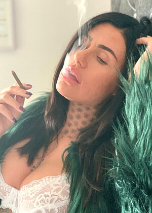 Women Who Smoke Womenwhosmoke Model Mashiro Brunette Dildo Porn jpg 14