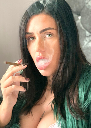 Women Who Smoke Womenwhosmoke Model Mashiro Brunette Dildo Porn jpg 8