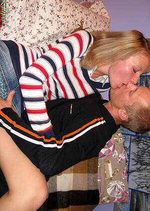 18videoz Kostya Sabrina Action Kissing Asstronic