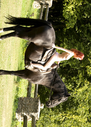 Arielsblog Gabrielle Lupin Extra Riding Porncam