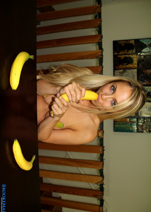 Brookemarks Brooke Marks Paradise Banana Mag