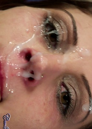 Cumperfection Eva Johnson Ultra Facial Model