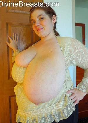 Divinebreasts Divinebreasts Model February Bbw Factory