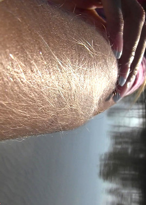Hairyarms Lori Anderson Tell Clothed Donloawd Video