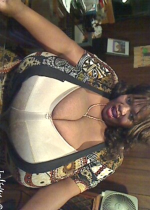 Imlive Norma Stitz Casual Chubby Mobilepicture