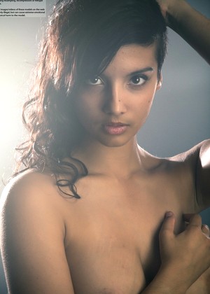 Indianbabeshanaya Indianbabeshanaya Model Yojmi Babe Mobicom