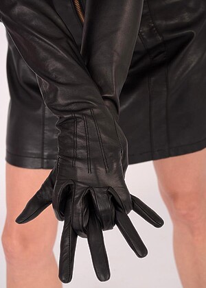 Ladiesinleathergloves Cindy Admirable Clothed Todayspornpic