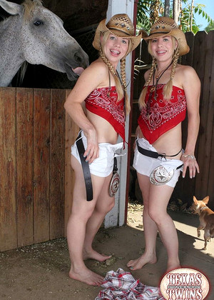 Liltammy Texas Twins Famous Twins Young Teen Social Media