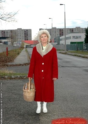 Lustygrandmas Effie Anny A Warm Grannies Sexgirl
